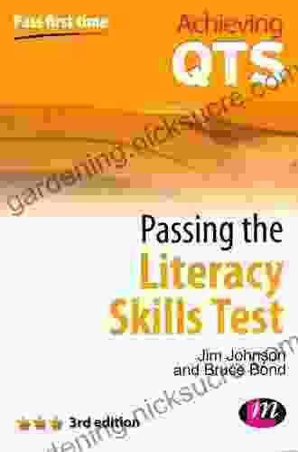Passing The Literacy Skills Test (Achieving QTS Series)